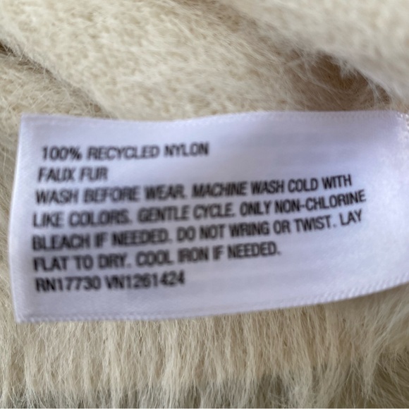 2 Heart Pullover Fuzzy Sweater by ART CLASS size Girls 10/12 - Picture 7 of 11